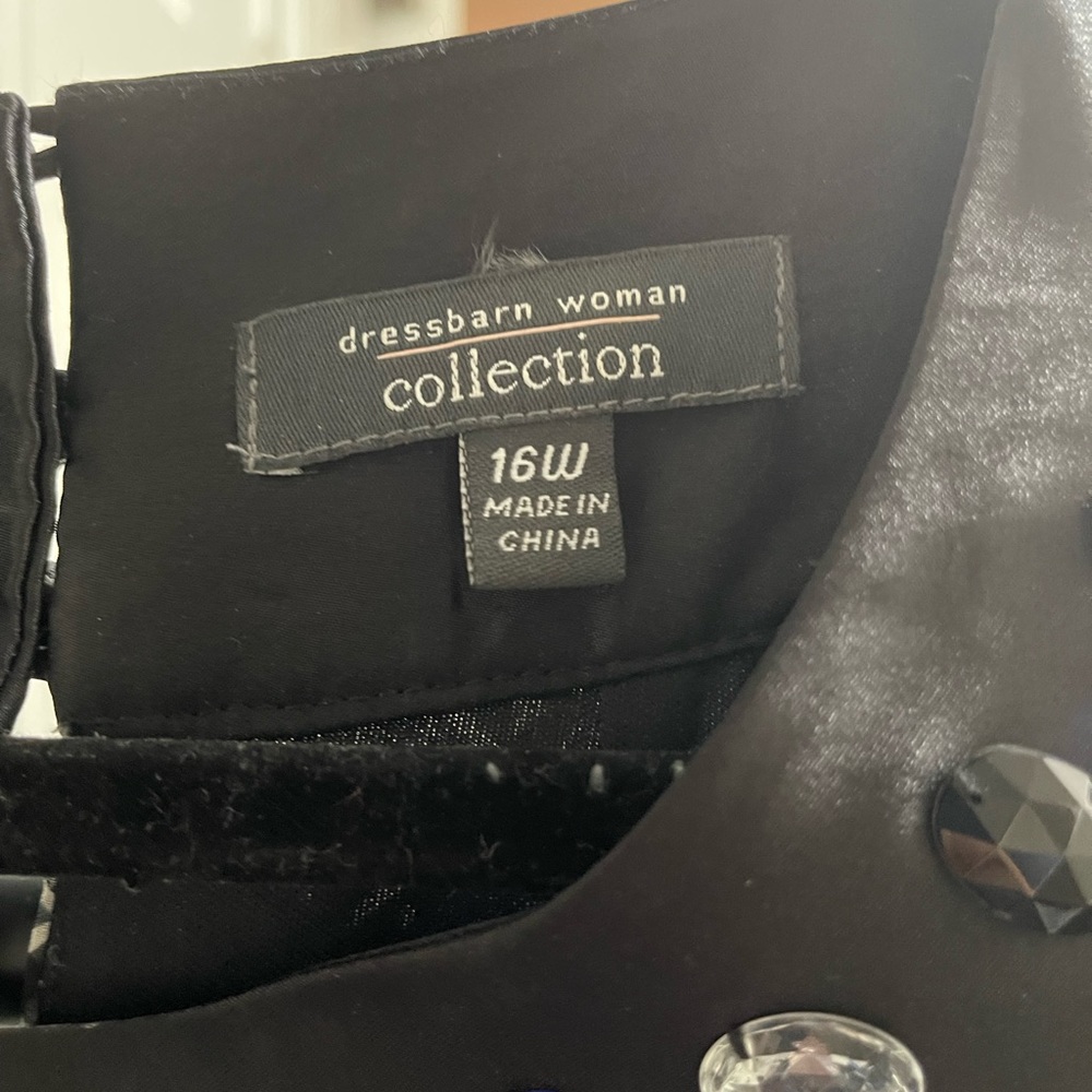 Dressbarn Collection - Picture 2 of 3